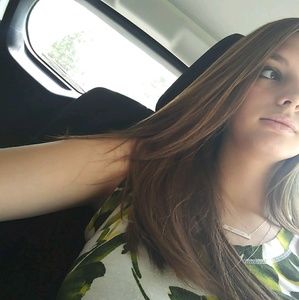 Meet your Posher, Jena